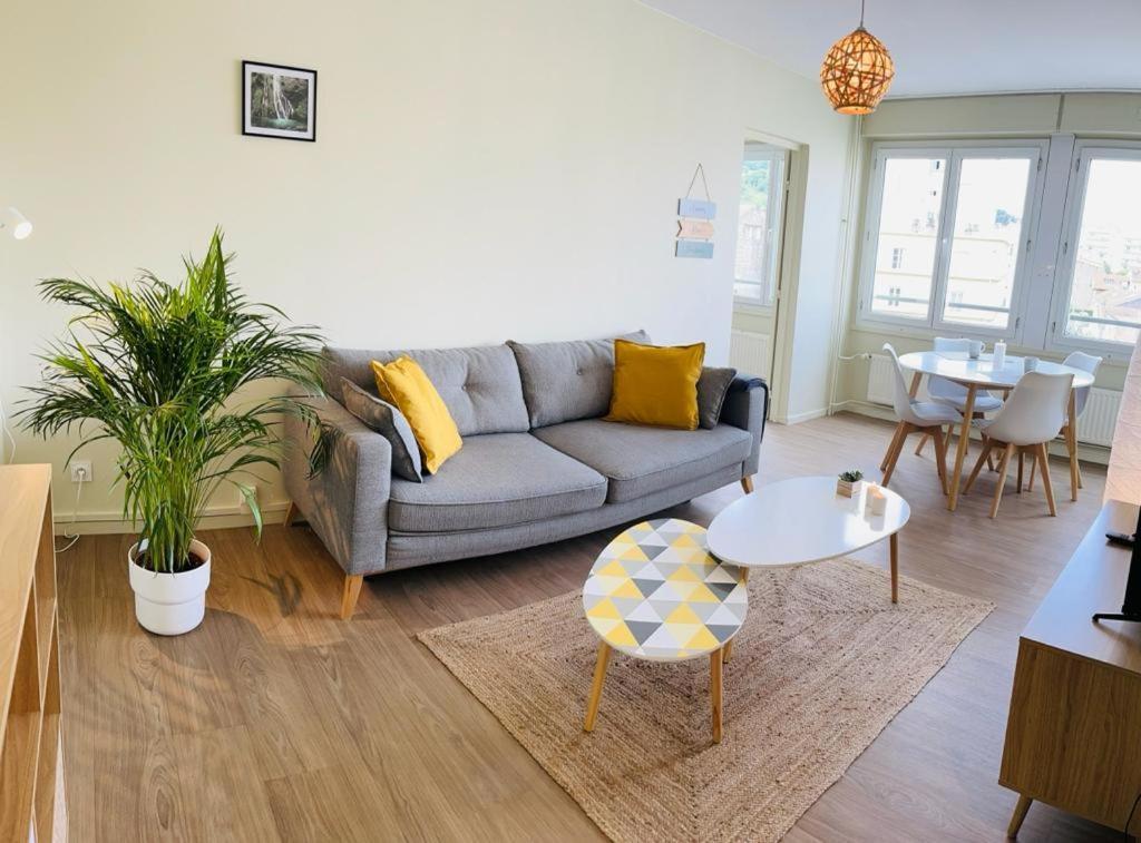 Espace 500 - Cosy, Wifi & Vue Sur La Ville Saint-Etienne  Dış mekan fotoğraf