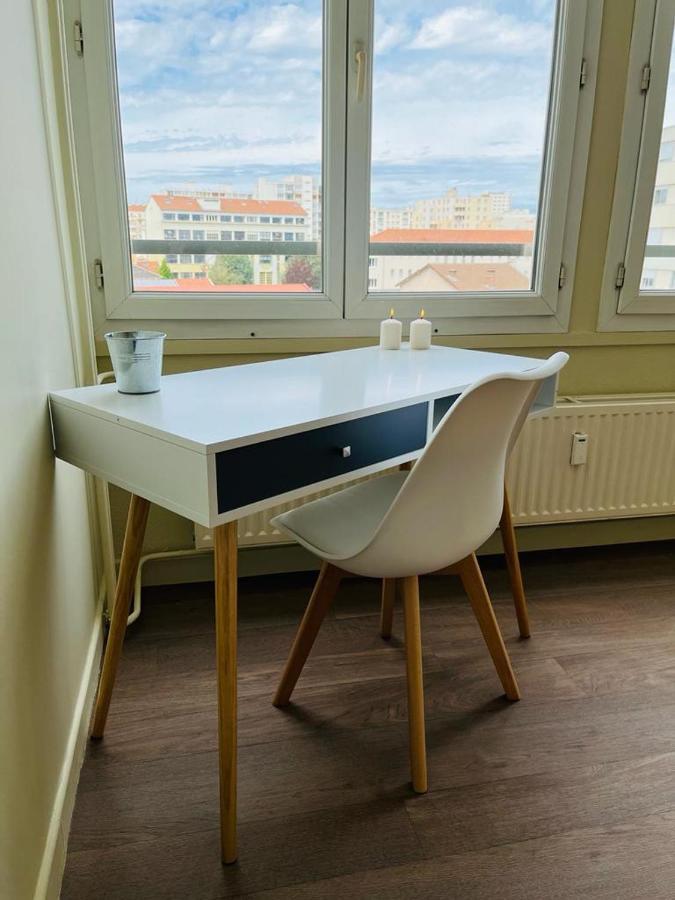 Espace 500 - Cosy, Wifi & Vue Sur La Ville Saint-Etienne  Dış mekan fotoğraf