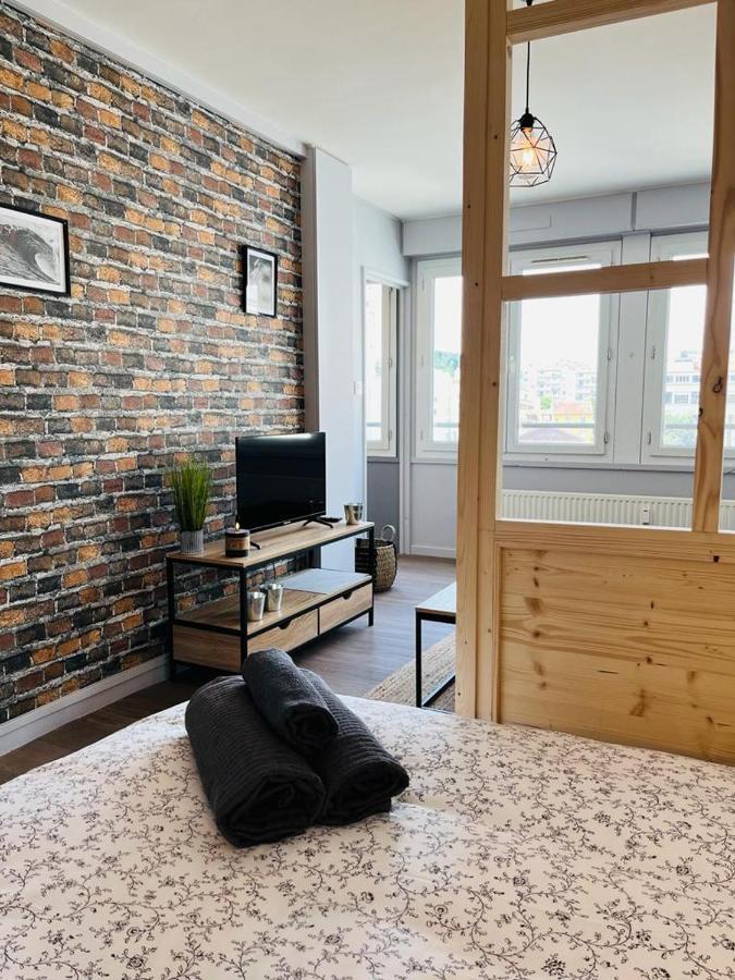 Espace 500 - Cosy, Wifi & Vue Sur La Ville Saint-Etienne  Dış mekan fotoğraf